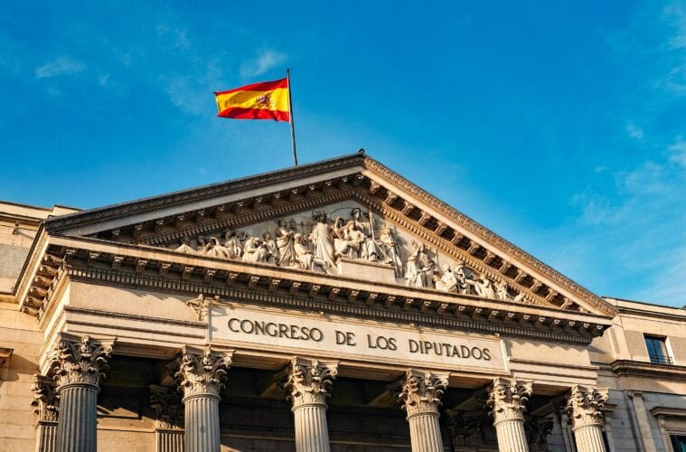 Spain to require PCR tests